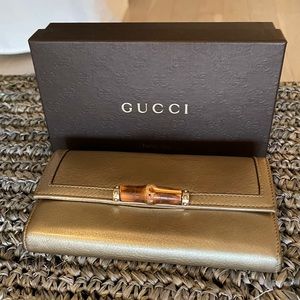 Gucci Continental Wallet Champagne